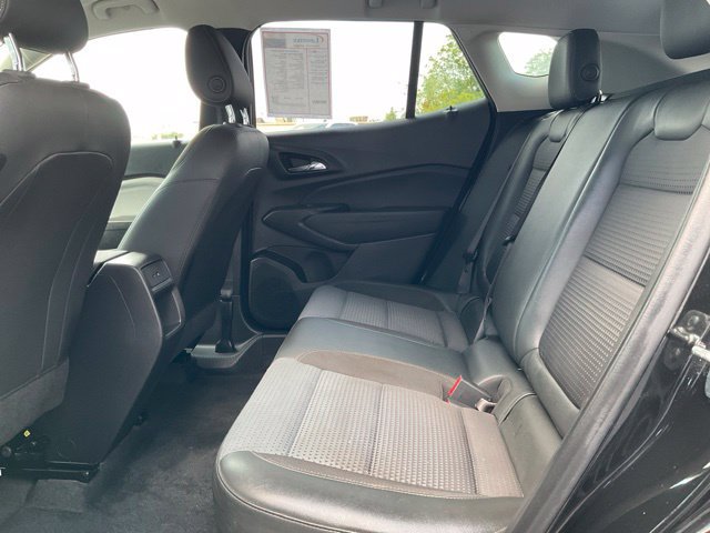 Used 2024 Chevrolet Trax LT w/ Driver Confidence Package FWD image 19