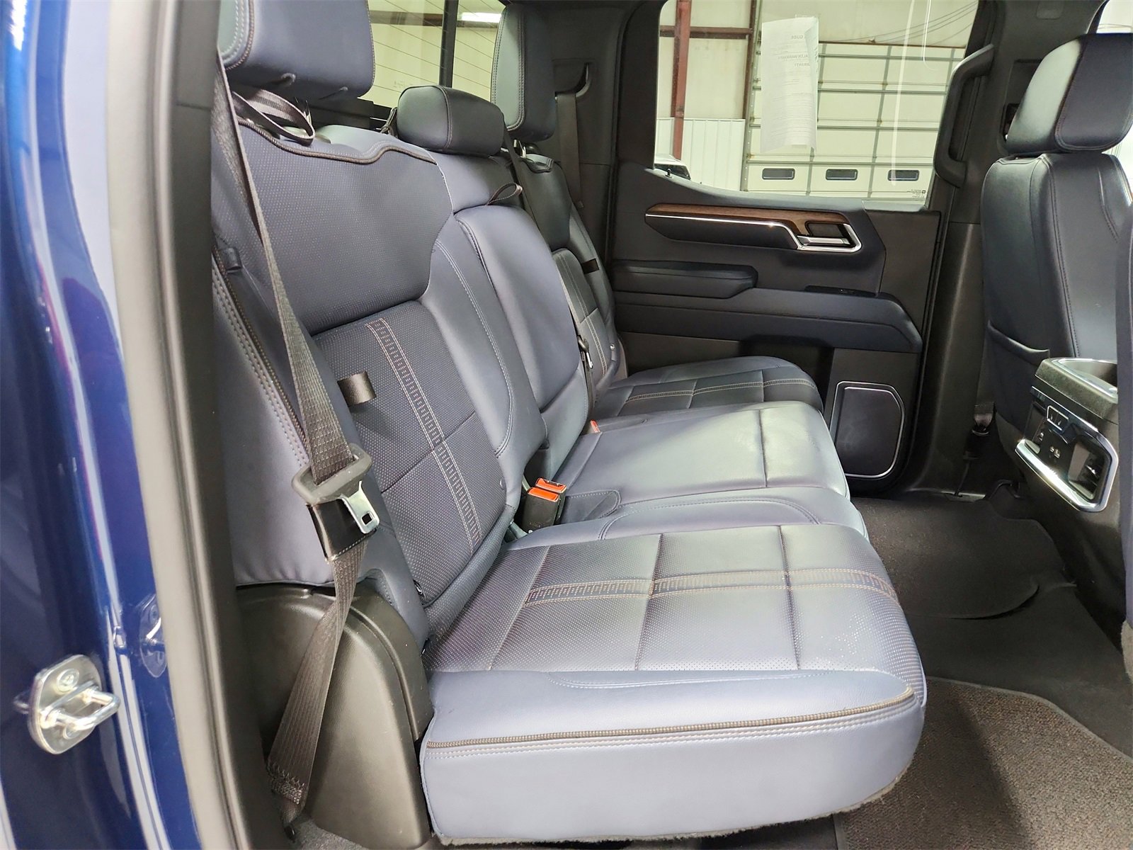 Used 2023 Chevrolet Silverado 1500 High Country w/ Technology Package image 43