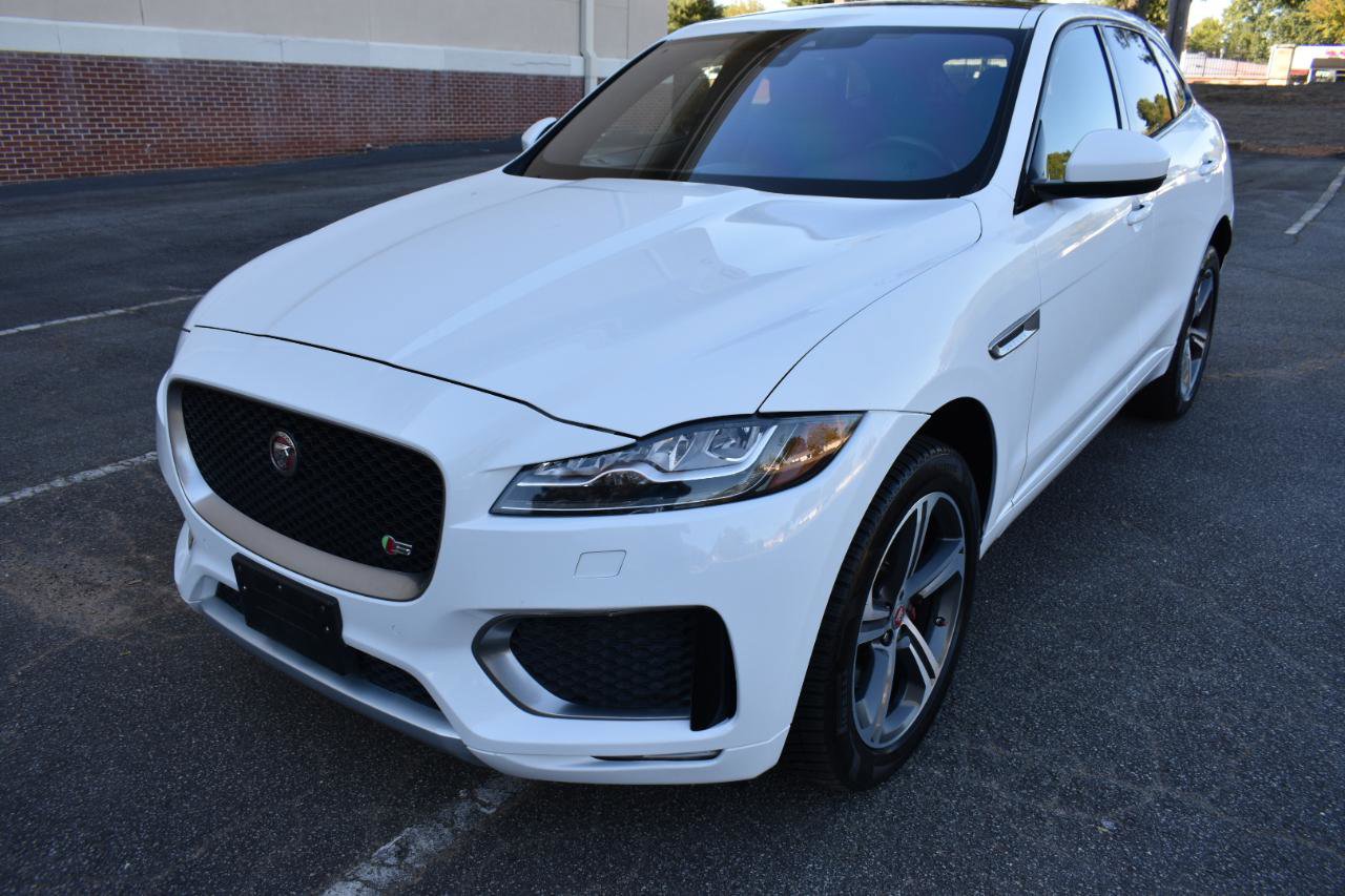 Used 2018 Jaguar F-PACE S AWD/4WD image 2