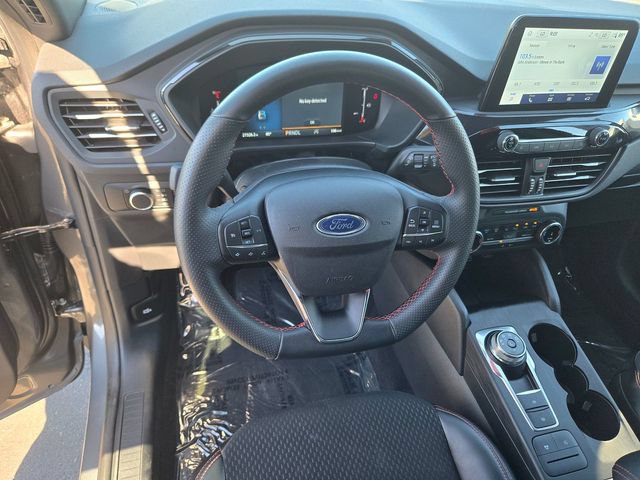 Used 2025 Ford Escape ST-Line AWD/4WD image 6