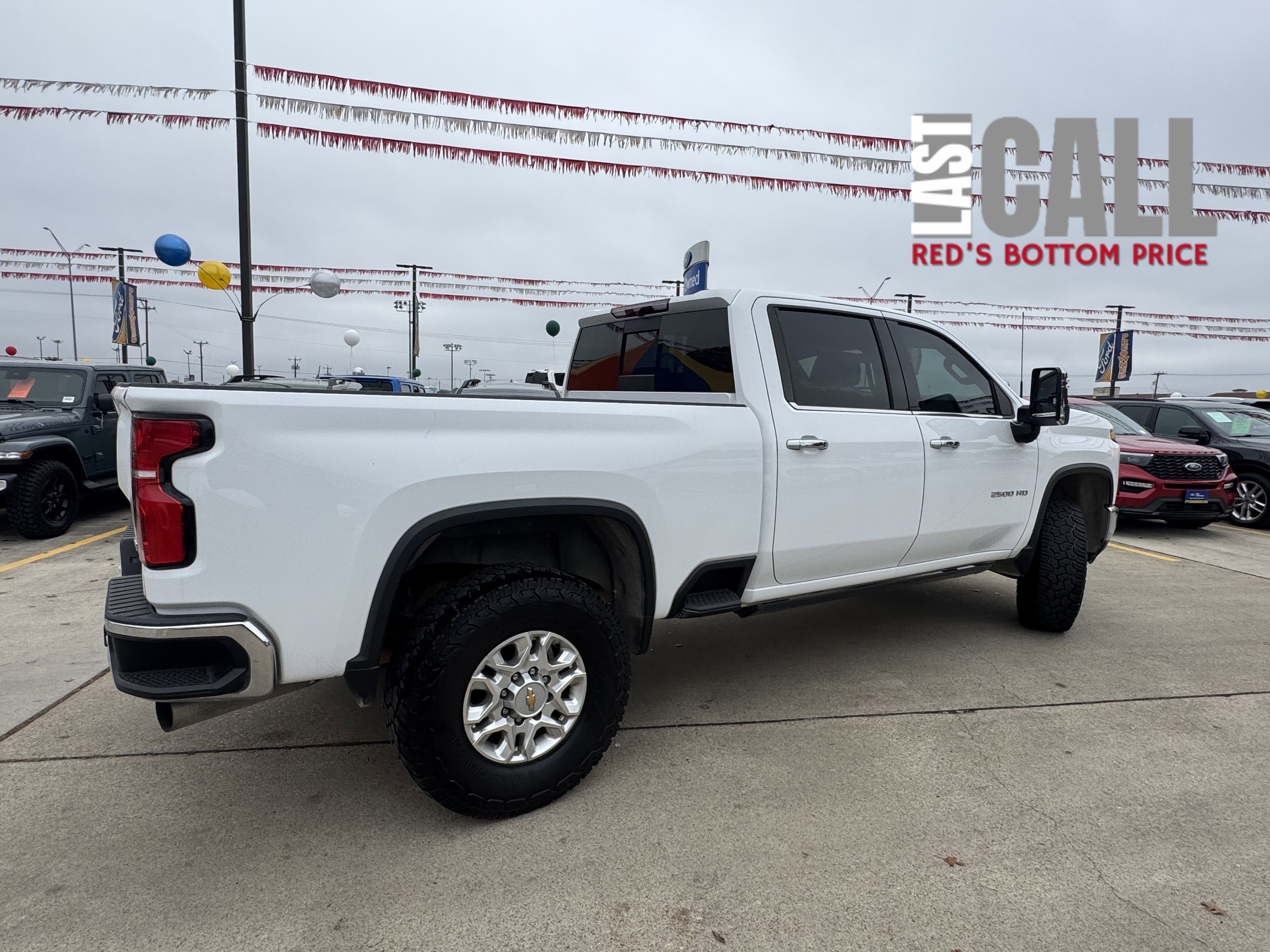 Used 2024 Chevrolet Silverado 2500 LTZ w/ LTZ Plus Package image 8