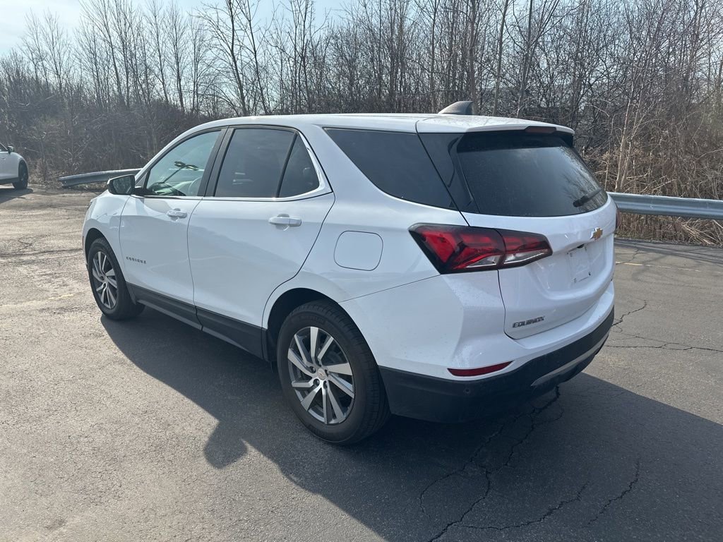 Used 2024 Chevrolet Equinox LT AWD/4WD image 4