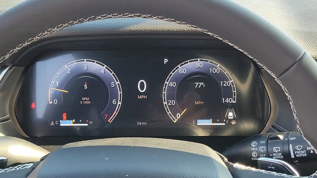 Used 2025 Jeep Grand Cherokee Laredo image 24