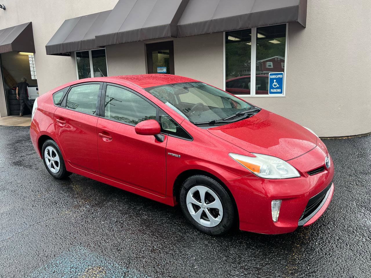 Used 2013 Toyota Prius Two FWD image 3