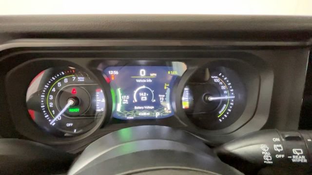 Used 2024 Jeep Wrangler Unlimited AWD/4WD image 29