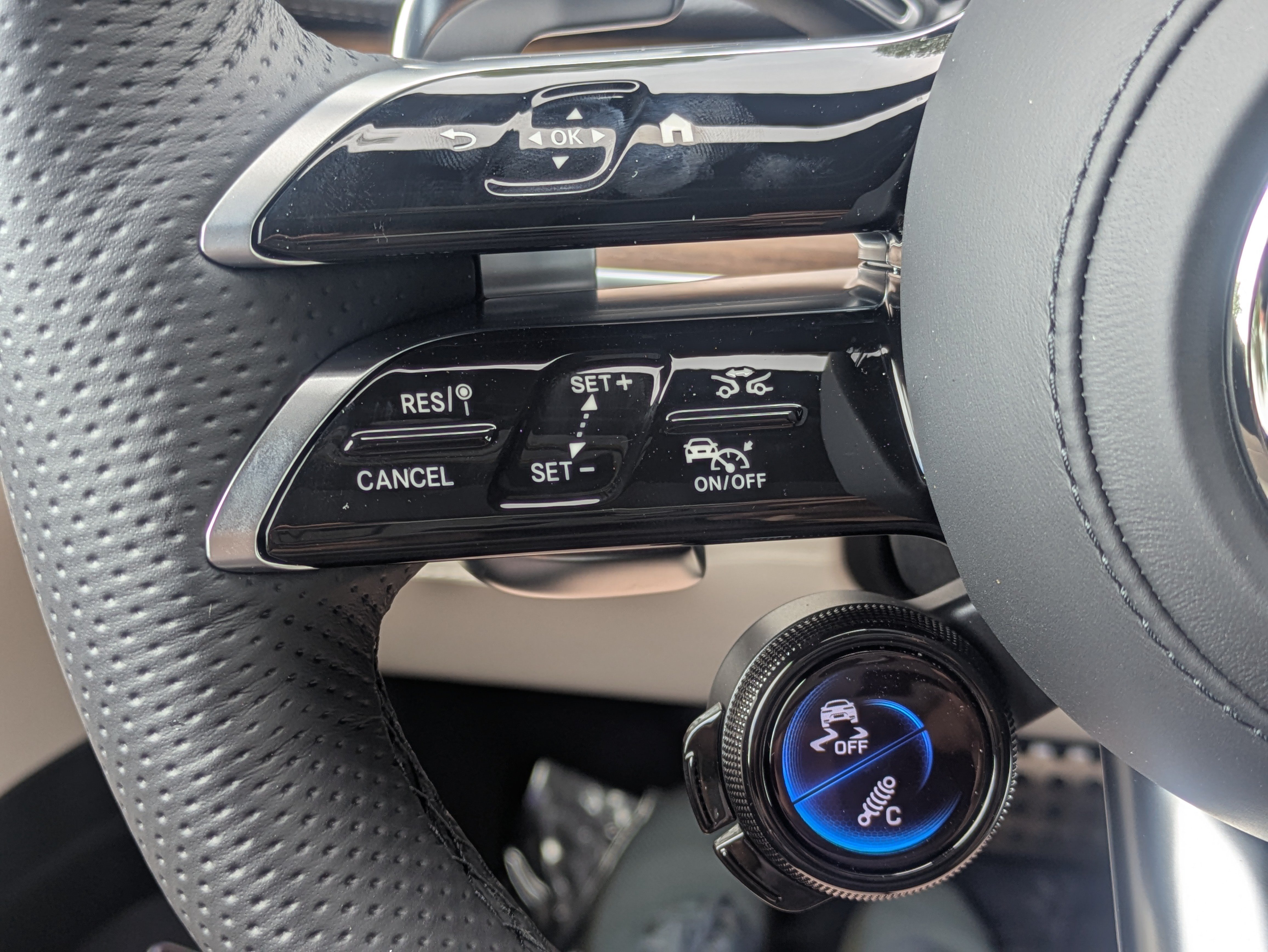 New 2026 Mercedes-Benz GLE 53 AMG 4MATIC Coupe image 25
