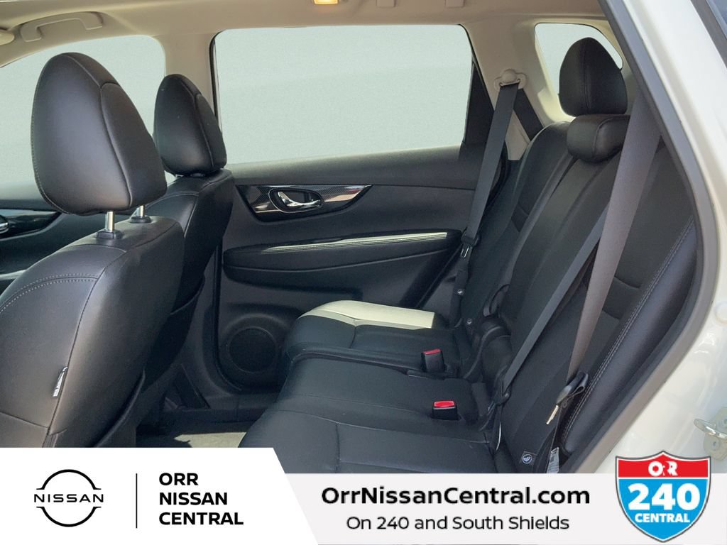 Used 2017 Nissan Rogue SL w/ SL Premium Package AWD/4WD image 13