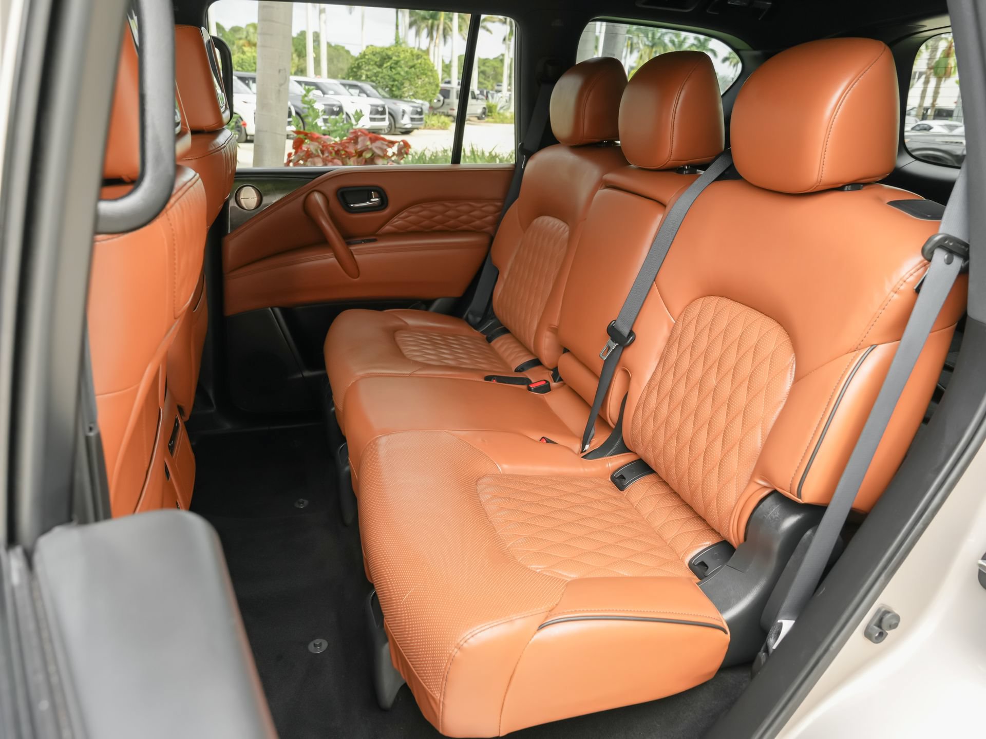 Used 2023 INFINITI QX80 Sensory w/ Cargo Package AWD/4WD image 21