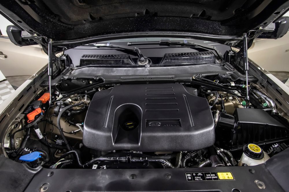 Used 2022 Land Rover Defender 90 X AWD/4WD image 46