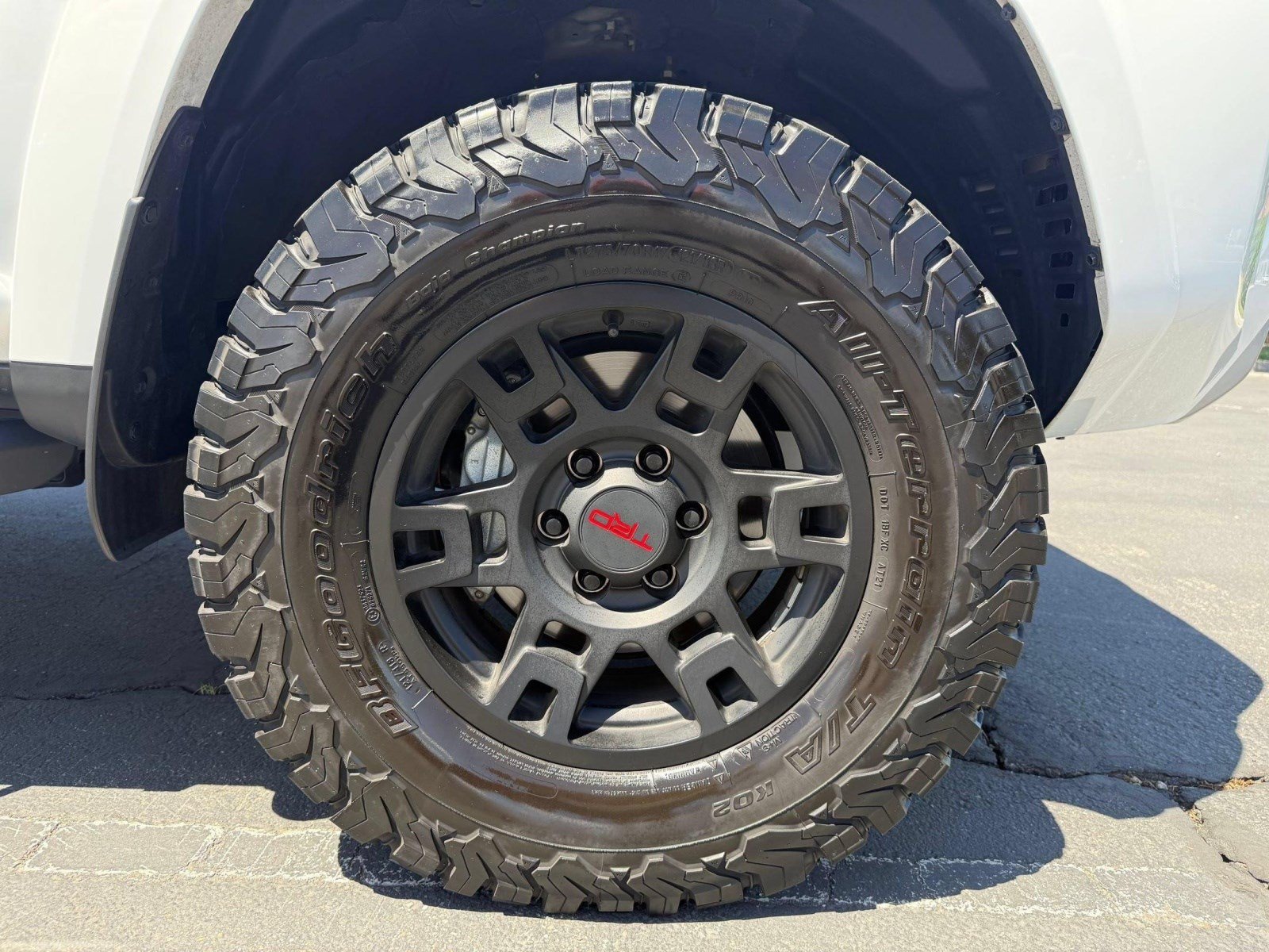 Certified 2023 Toyota 4Runner TRD Off-Road Premium w/ Moonroof Package AWD/4WD image 31