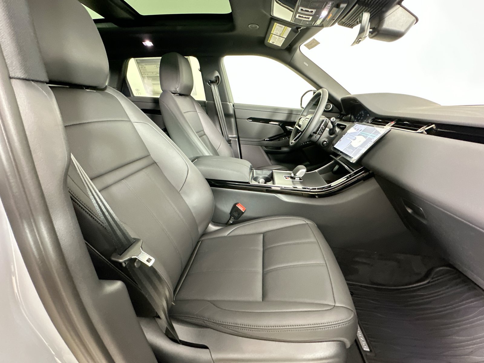 New 2026 Land Rover Range Rover Evoque S AWD/4WD image 43
