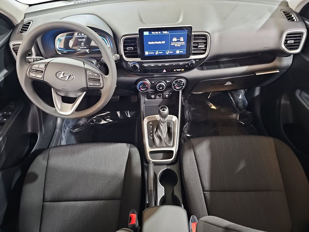 New 2026 Hyundai Venue SE image 9