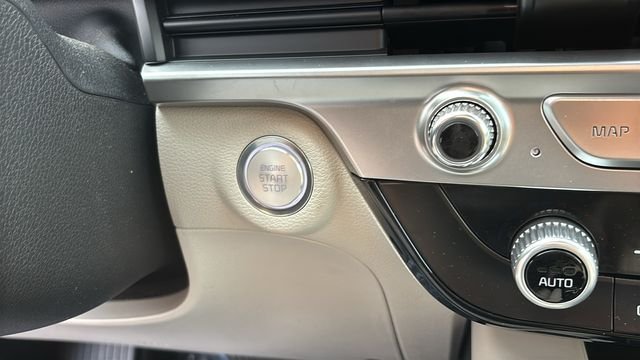 Used 2024 Kia Telluride S w/ S Sunroof Package FWD image 18