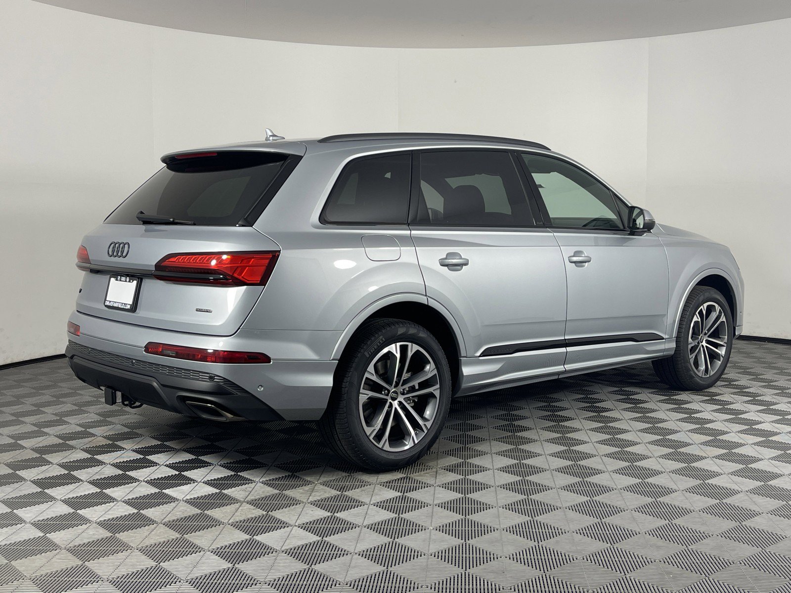 New 2025 Audi Q7 Premium image 17