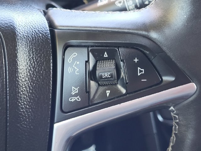 Used 2018 Buick Encore Essence FWD image 16