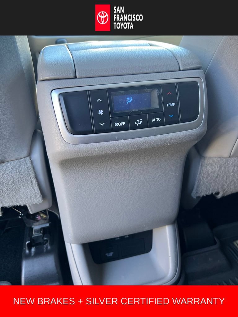 Certified 2019 Toyota Highlander XLE AWD/4WD image 18