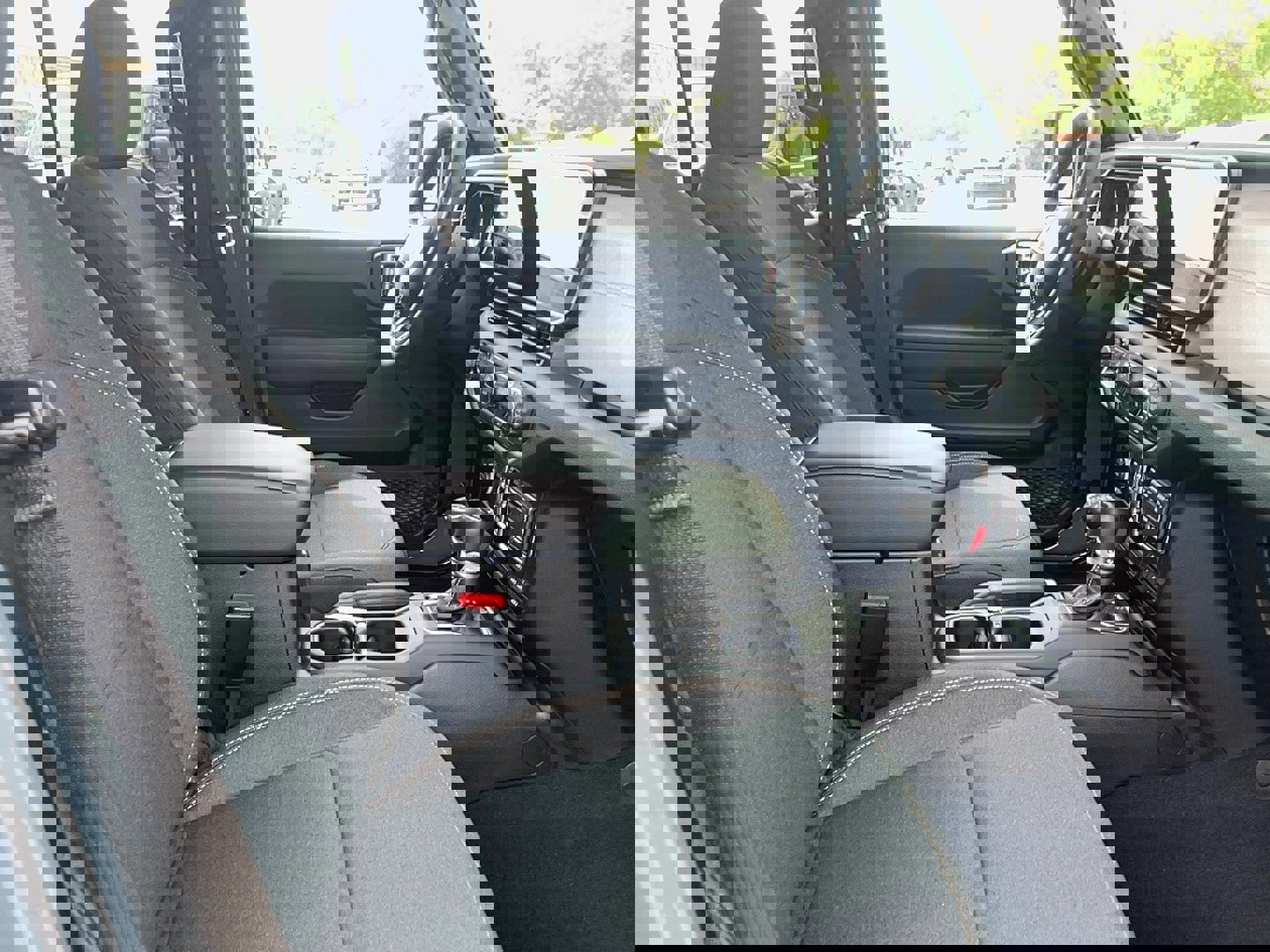 New 2025 Jeep Wrangler Unlimited Sport image 16