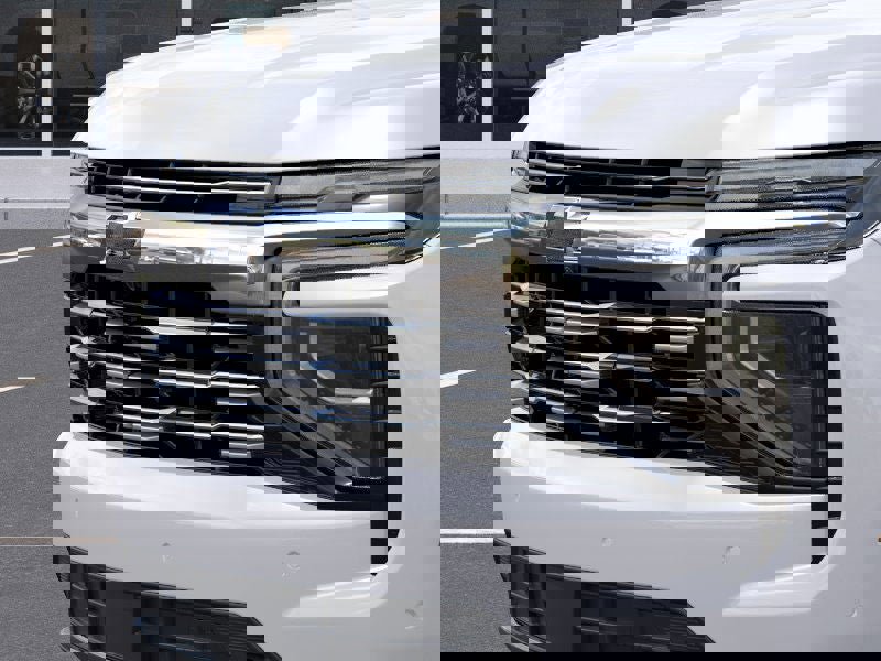 New 2025 Chevrolet Suburban Premier image 13