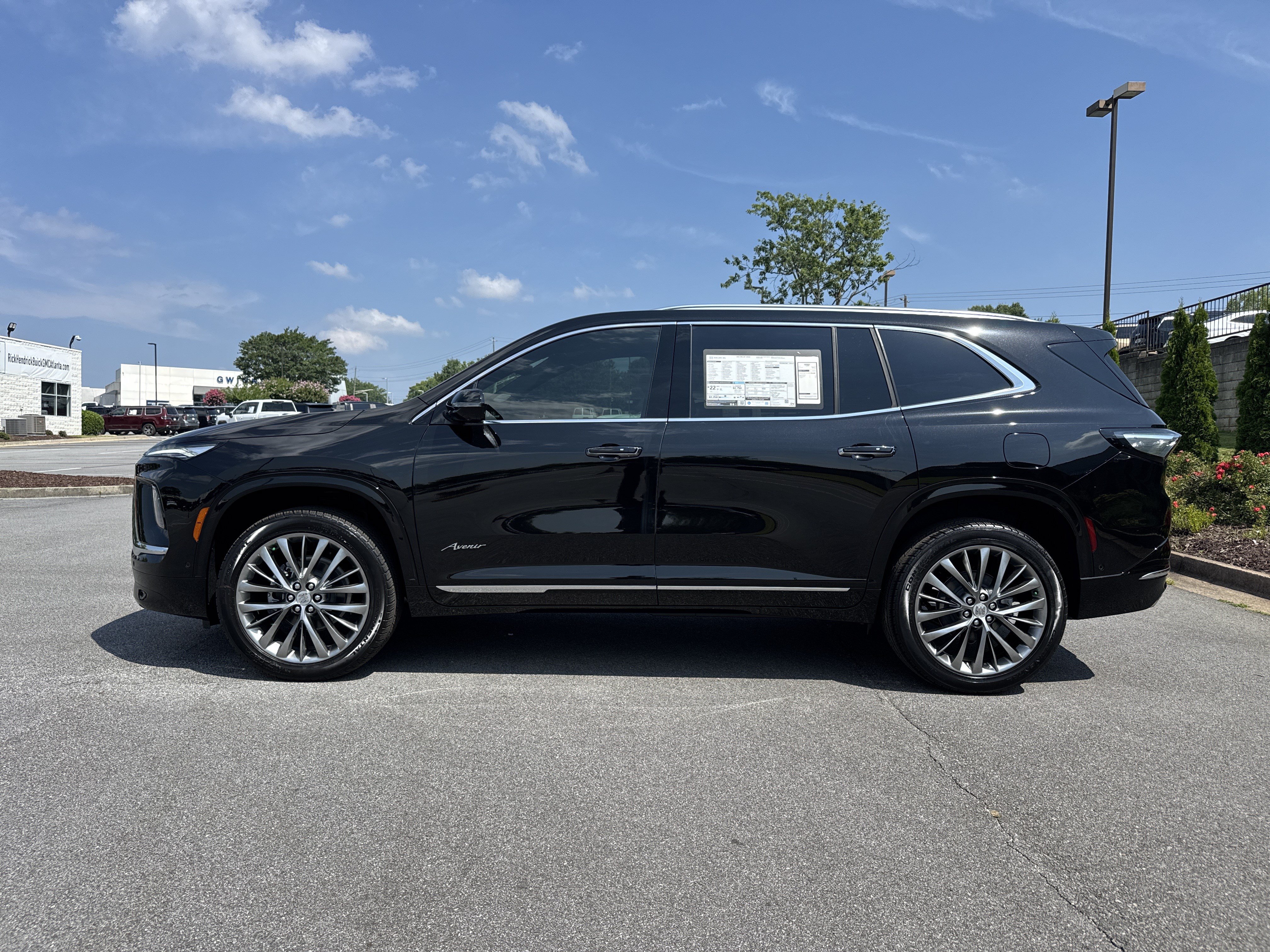 New 2026 Buick Enclave Avenir w/ Super Cruise Package FWD image 7