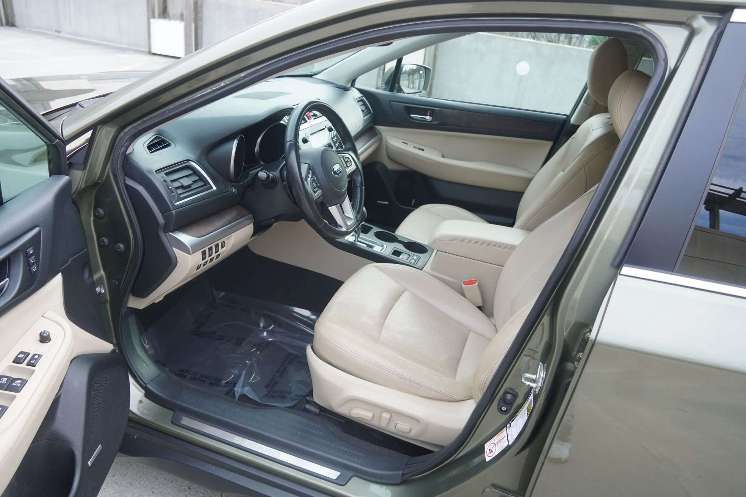 Used 2015 Subaru Outback 2.5i Limited image 24