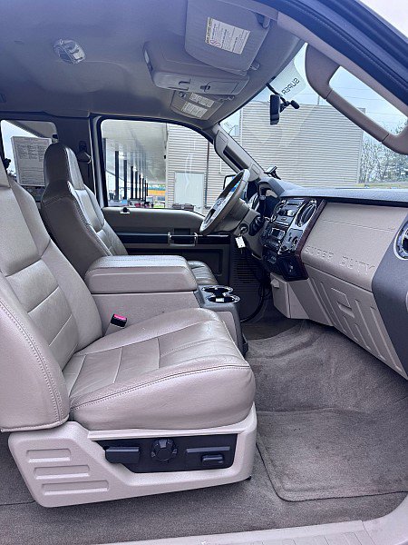 Used 2010 Ford F250 Lariat AWD/4WD image 17