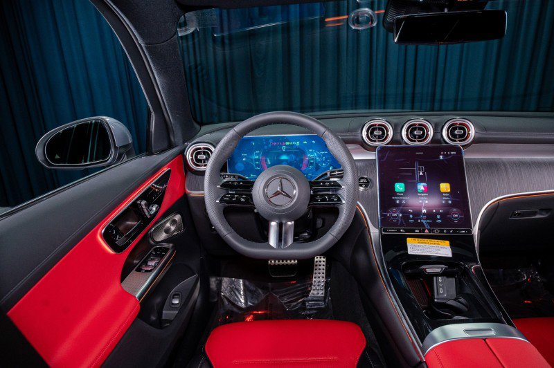 Certified 2026 Mercedes-Benz GLC 300 image 18