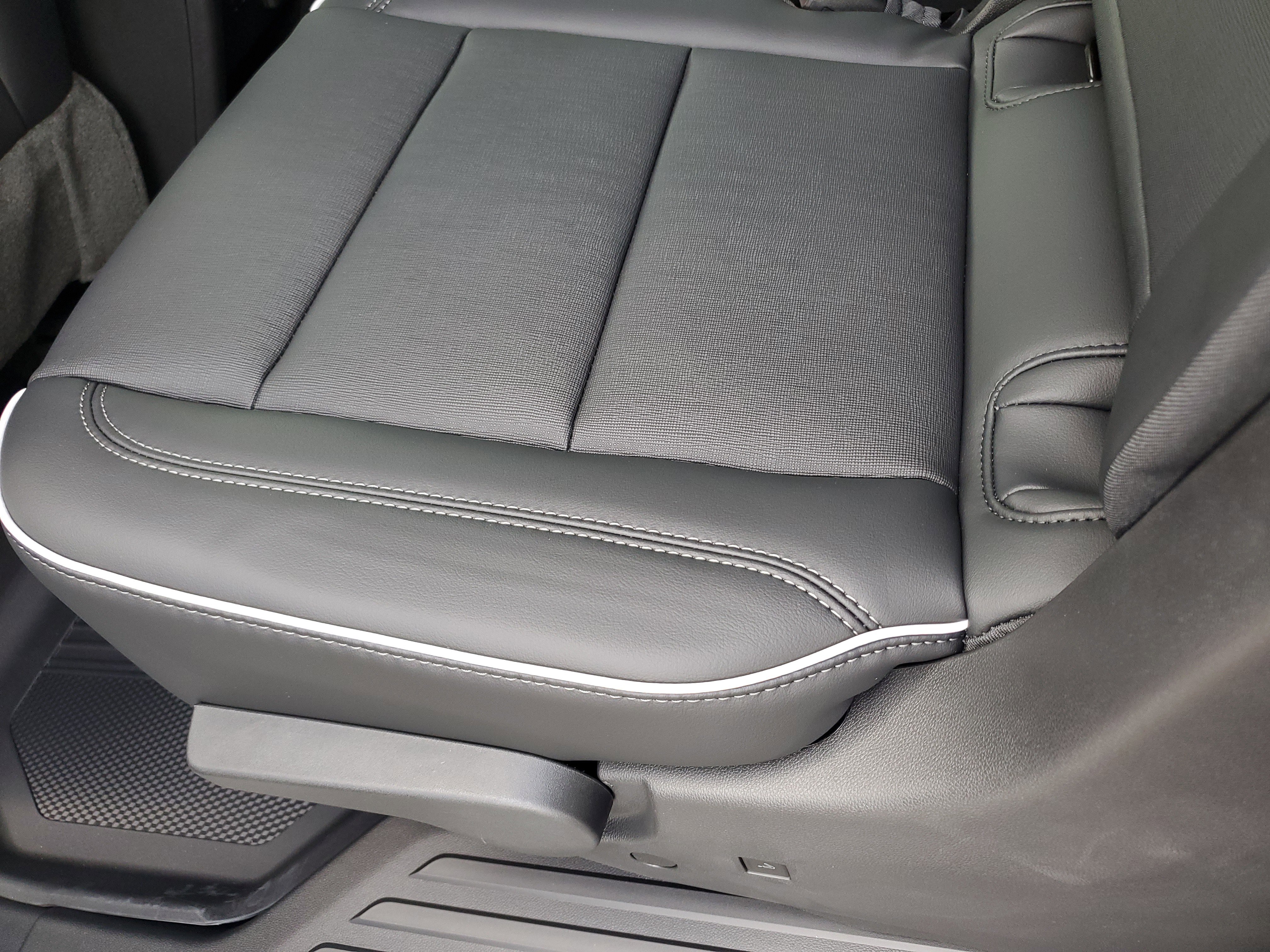 New 2026 Buick Enclave Preferred w/ Power Package image 32