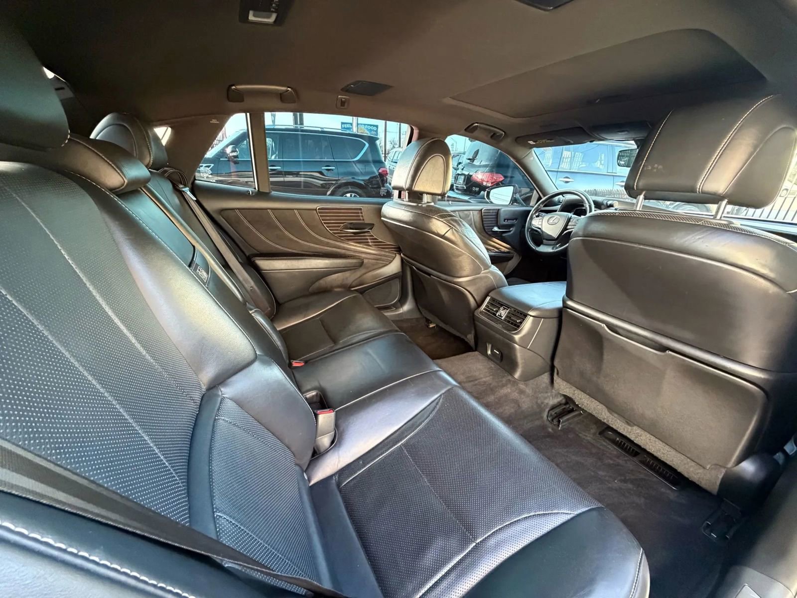 Used 2018 Lexus LS 500 AWD w/ Accessory Package (Z2) image 44