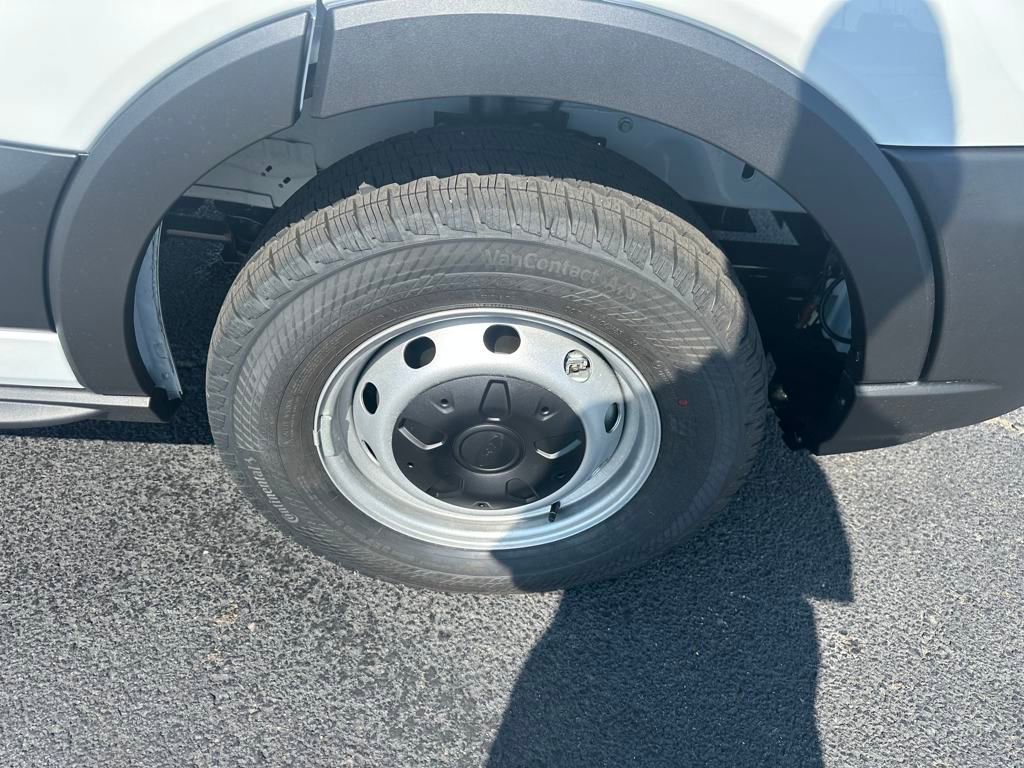 New 2025 Ford Transit 250 148 Medium Roof w/ Load Area Protection Package image 25