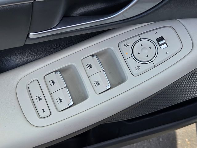 Used 2024 Hyundai Sonata SEL image 16