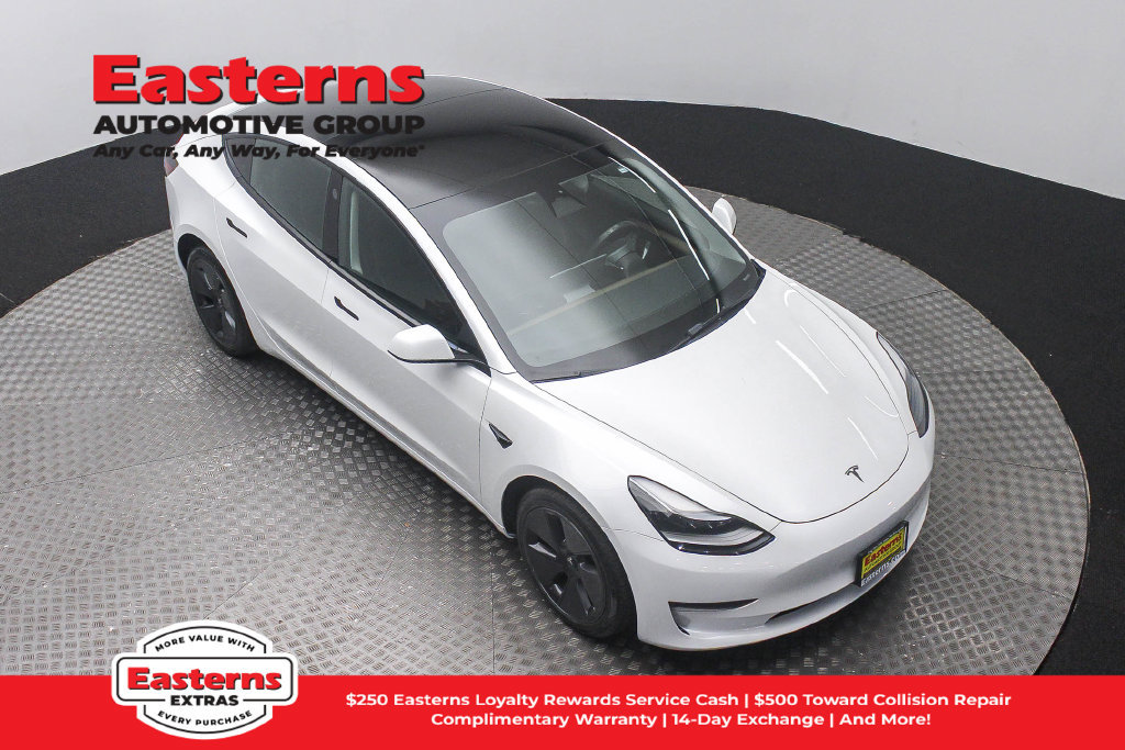 Used 2023 Tesla Model 3 Standard Range RWD image 4