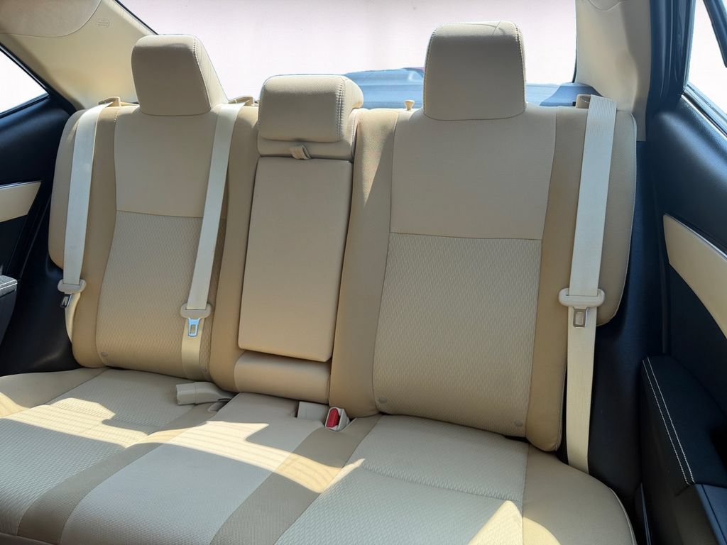 Used 2019 Toyota Corolla LE FWD image 13