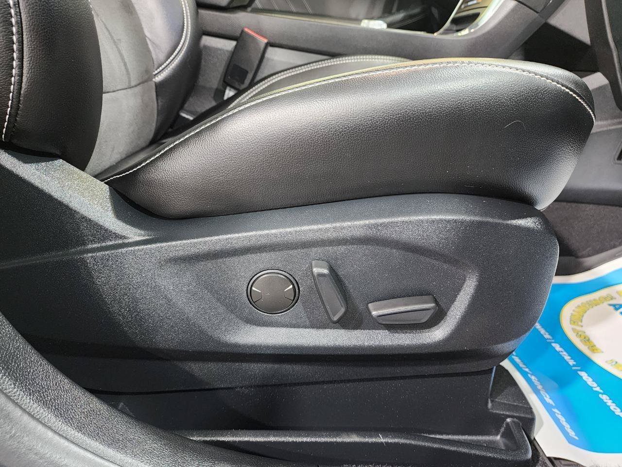 Used 2021 Ford Edge ST w/ Equipment Group 401A AWD/4WD image 24