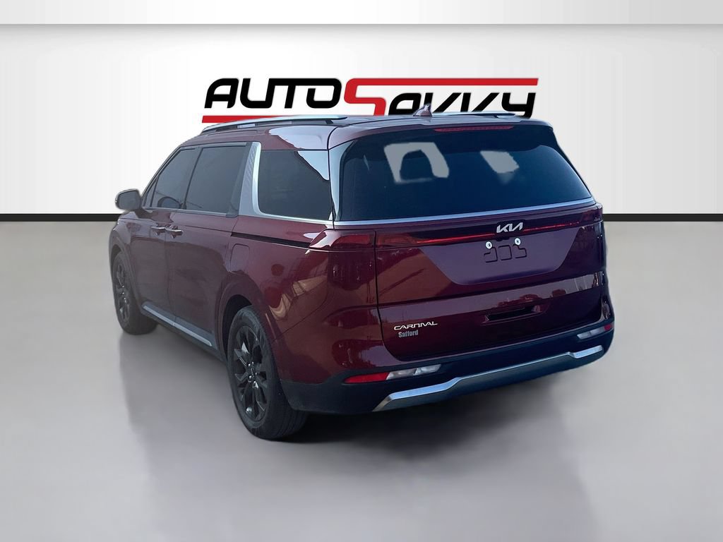 Used 2024 Kia Carnival SX FWD image 5