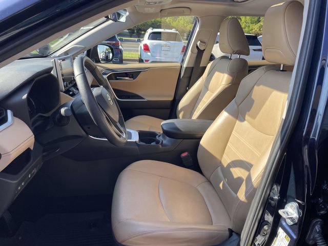 Used 2021 Toyota RAV4 Limited w/ Limited Grade Weather Package FWD image 17
