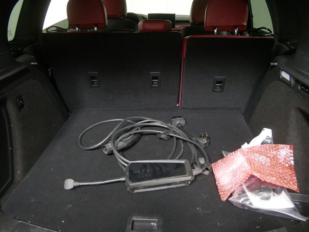 Used 2025 Lincoln Corsair Grand Touring w/ Equipment Group 301A image 5