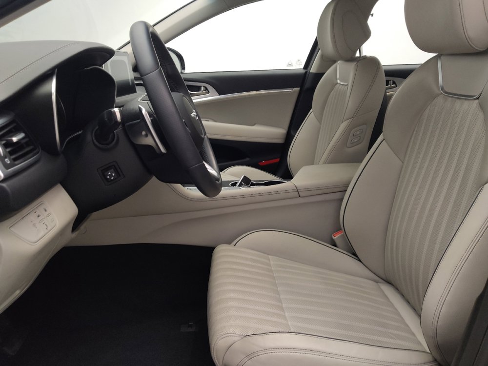 Used 2019 Genesis G70 2.0T Advanced w/ Elite Package RWD image 17