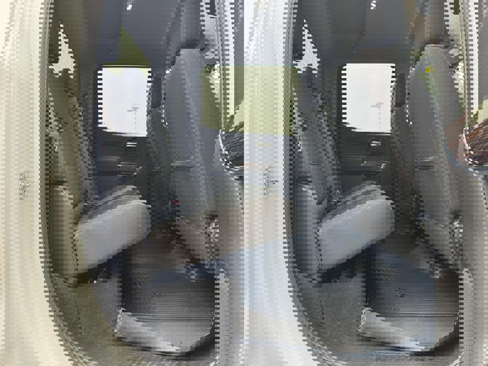 Used 2020 GMC Sierra 1500 Elevation w/ Elevation Value Package image 28