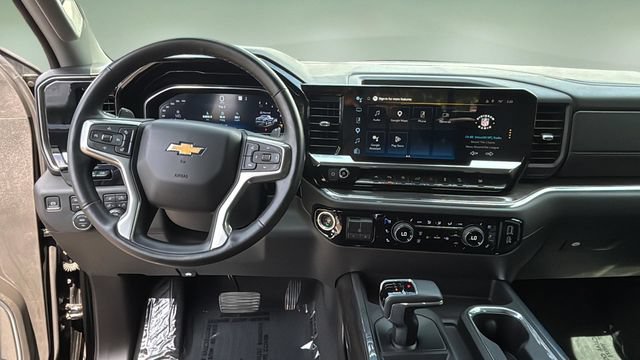 Used 2023 Chevrolet Silverado 1500 LTZ w/ LTZ Premium Package AWD/4WD image 10