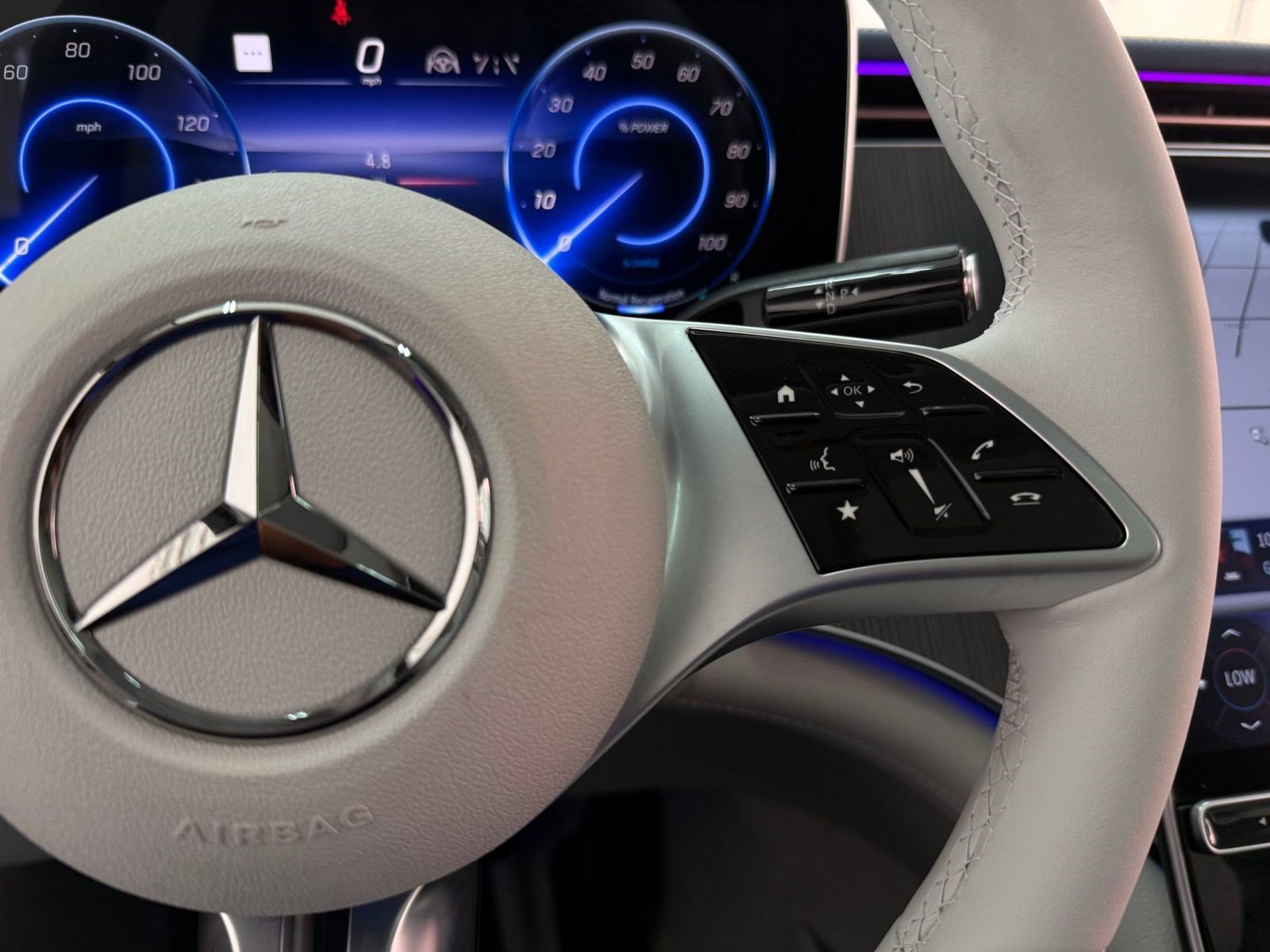 New 2027 Mercedes-Benz EQE 320 4MATIC SUV image 14