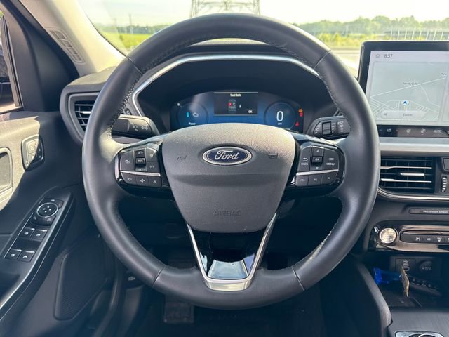 Used 2024 Ford Escape Platinum AWD/4WD image 21