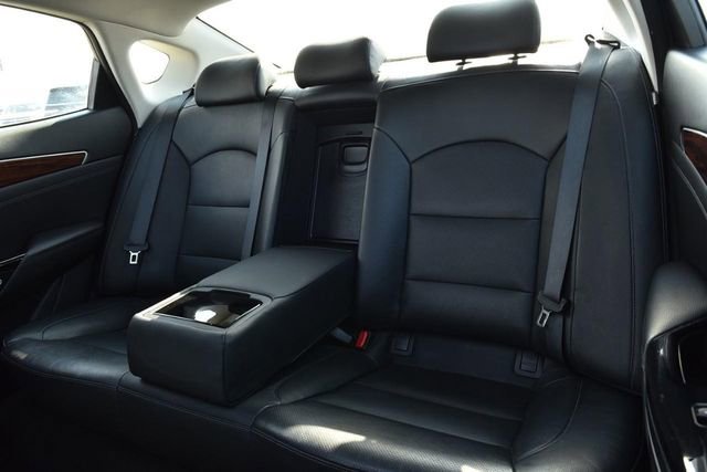 Used 2019 Kia Cadenza Technology image 22