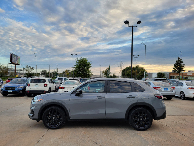 Used 2025 Honda HR-V Sport image 4
