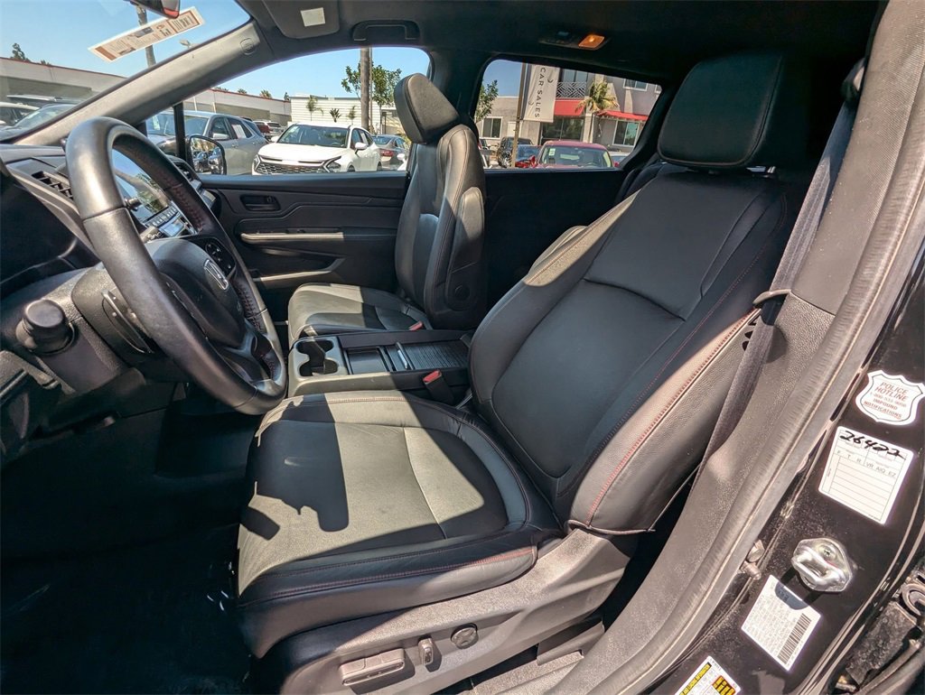 Used 2023 Honda Odyssey Sport image 13