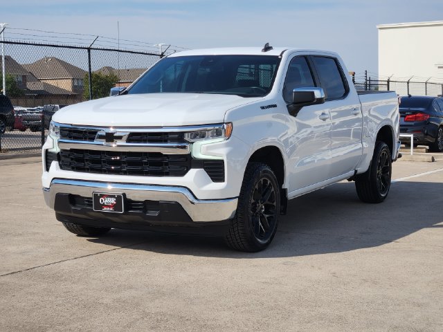 Used 2024 Chevrolet Silverado 1500 LT RWD image 11