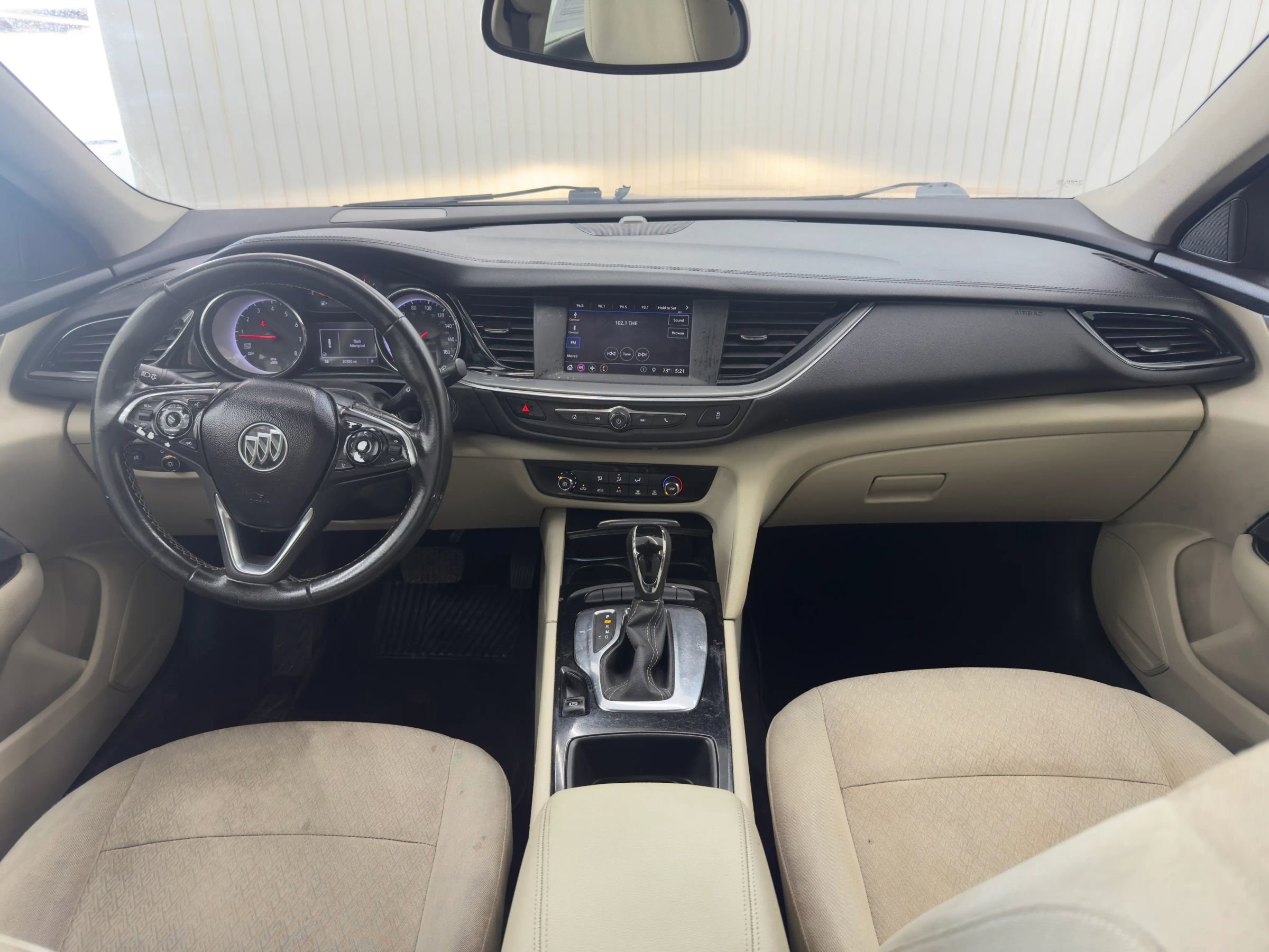 Used 2018 Buick Regal Preferred image 15