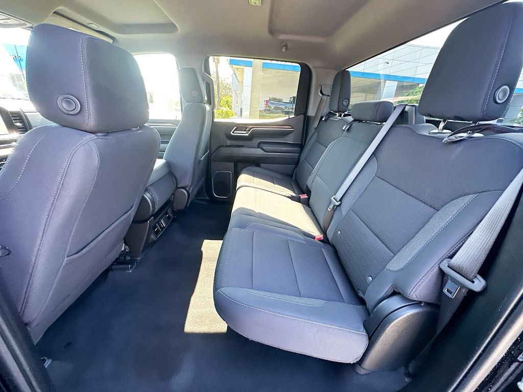 Certified 2025 Chevrolet Silverado 1500 LT RWD image 23