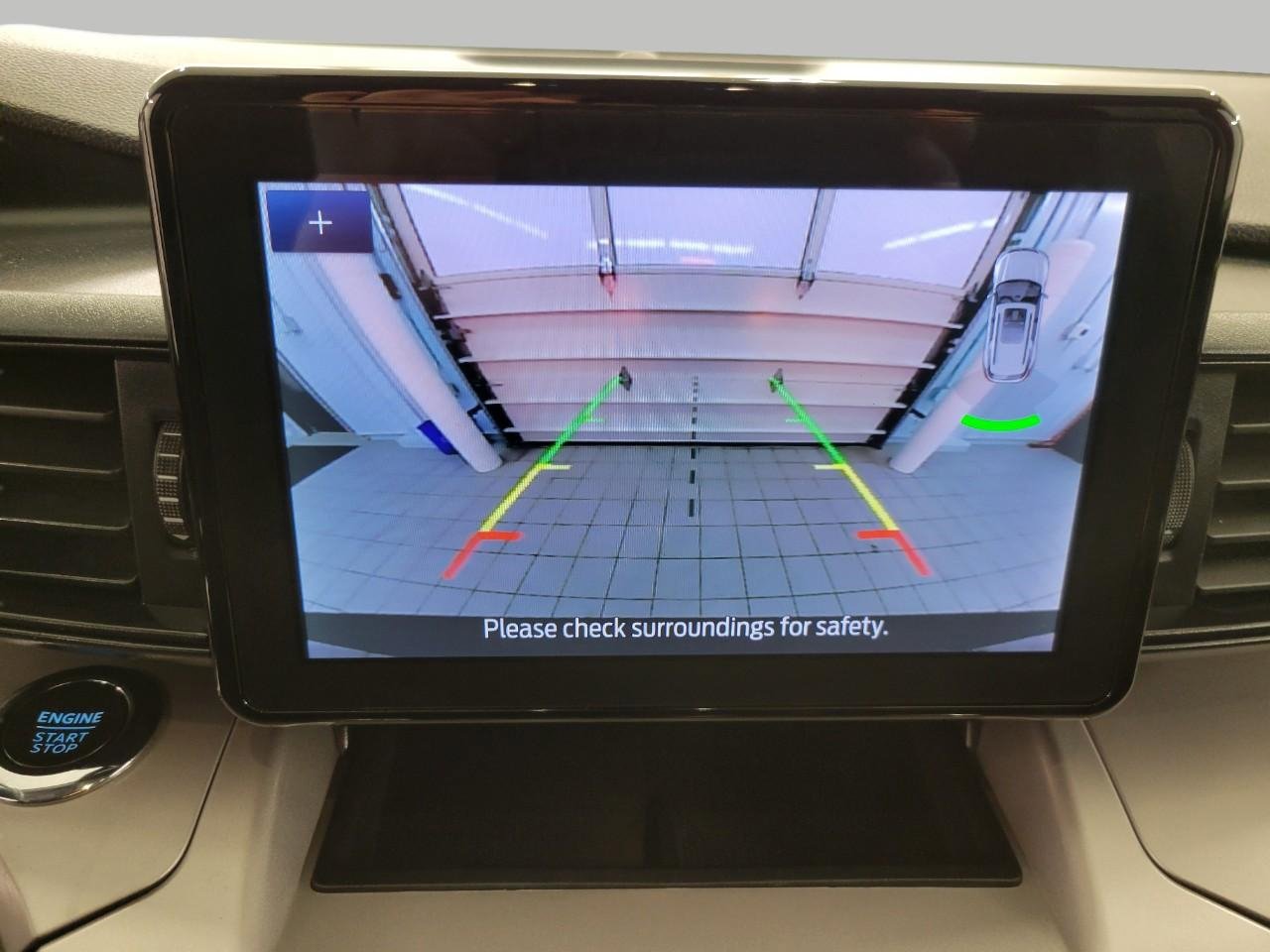 Used 2022 Ford Explorer XLT image 14