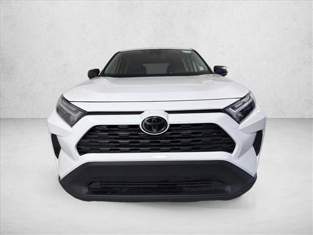 Used 2023 Toyota RAV4 LE AWD/4WD image 8
