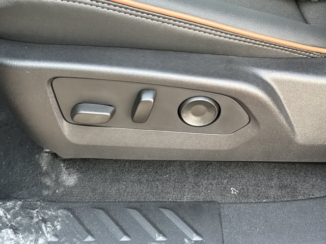 New 2026 GMC Canyon AT4 AWD/4WD image 16